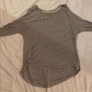 American Eagle Jegging Shirt